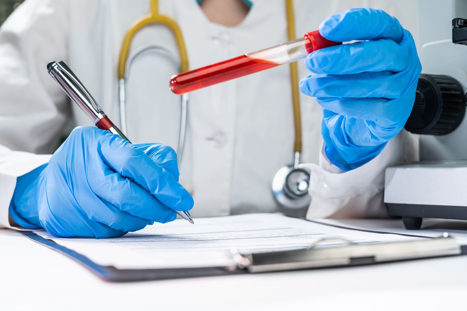 Антимюллеров гормон (АМГ, AMH)